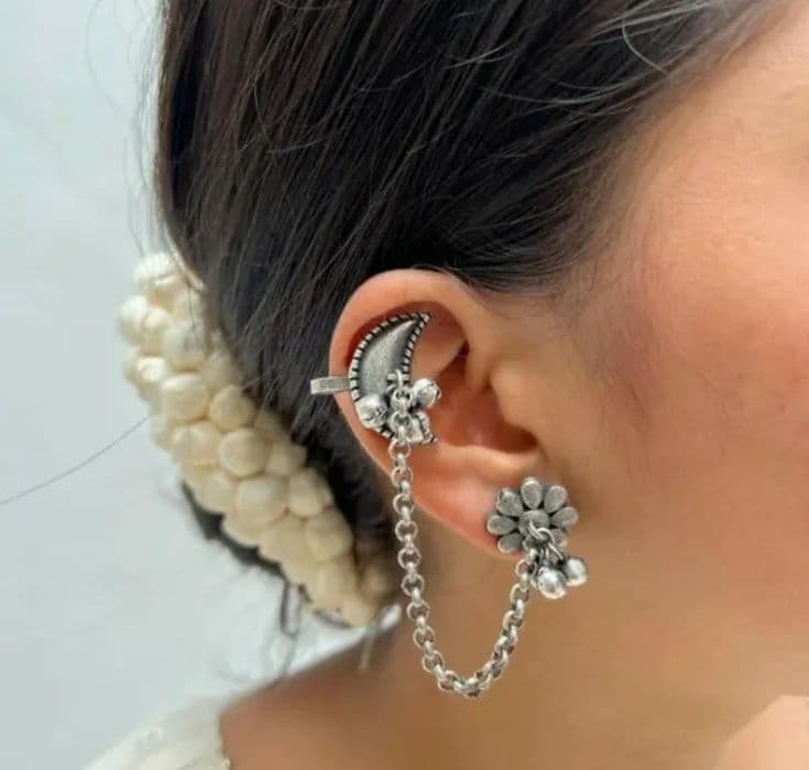 The Riva Link: Moon & Flower Earrings